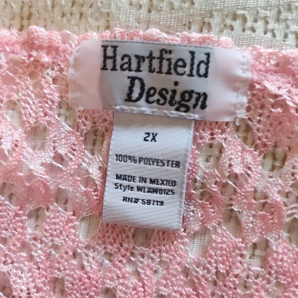 +20 Hartfield Design top. Wear over tank or swim suit. - Picture 7 of 8